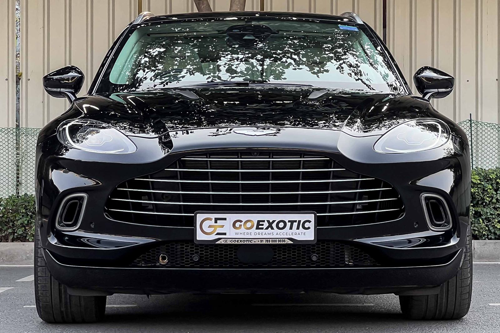 2021 ASTON MARTIN DBX  pre-owned luxury car
