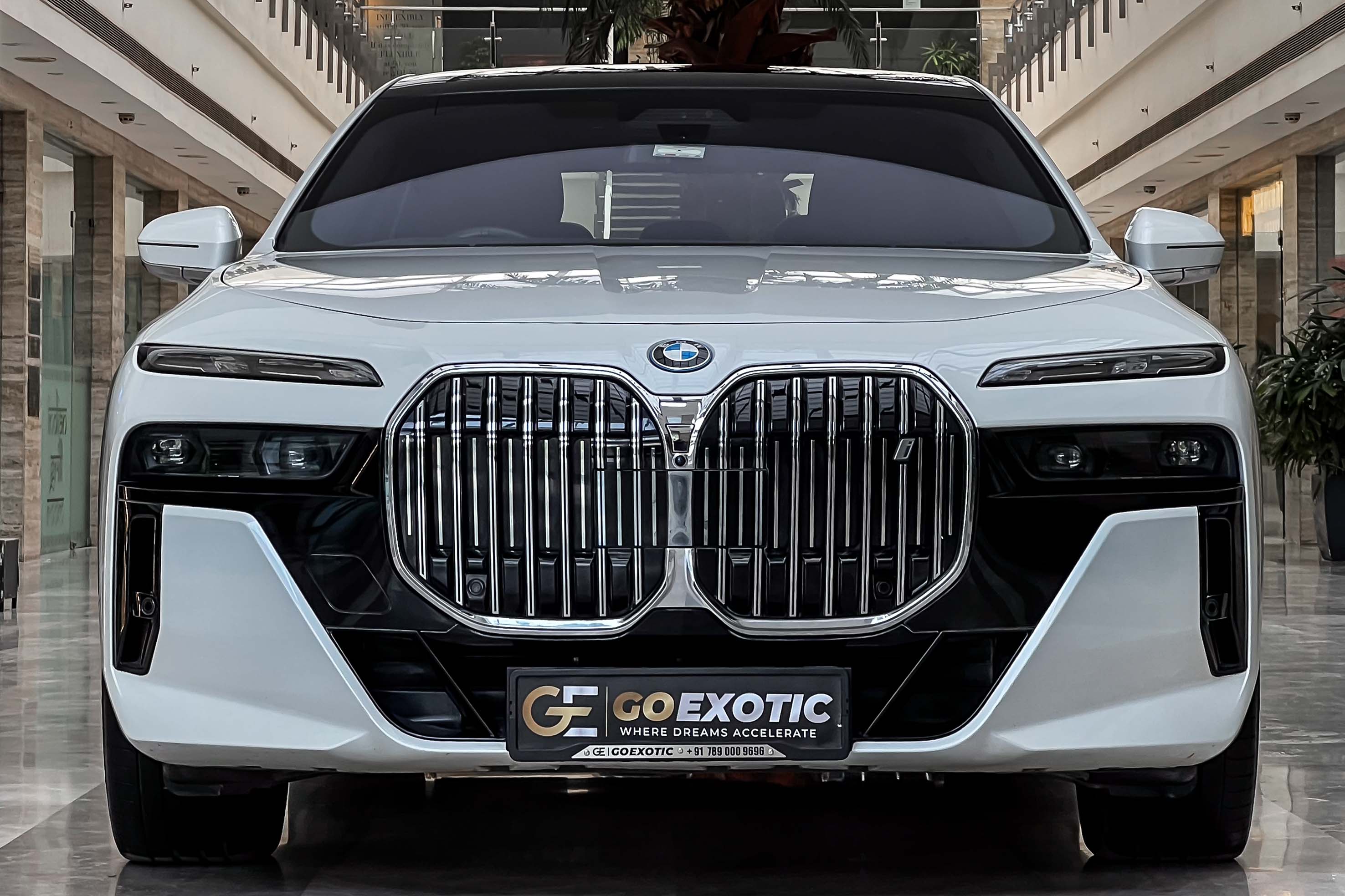 2024 BMW i7 eDRIVE 50 M SPORT pre-owned luxury car