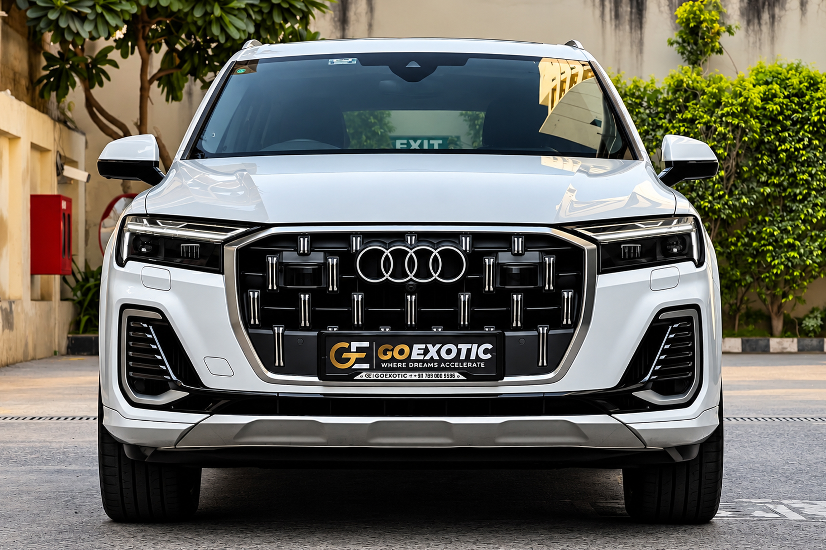 2026 AUDI Q7 55 TFSI TECHNOLOGY  pre-owned luxury car