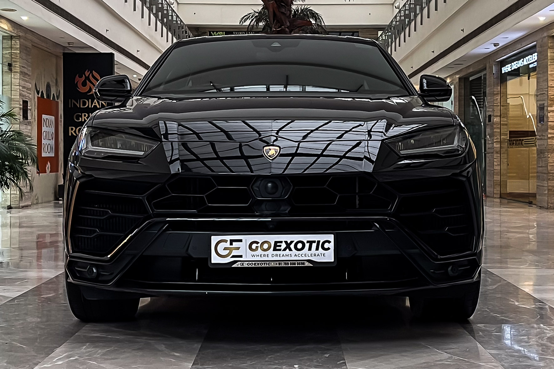2021 LAMBORGHINI URUS