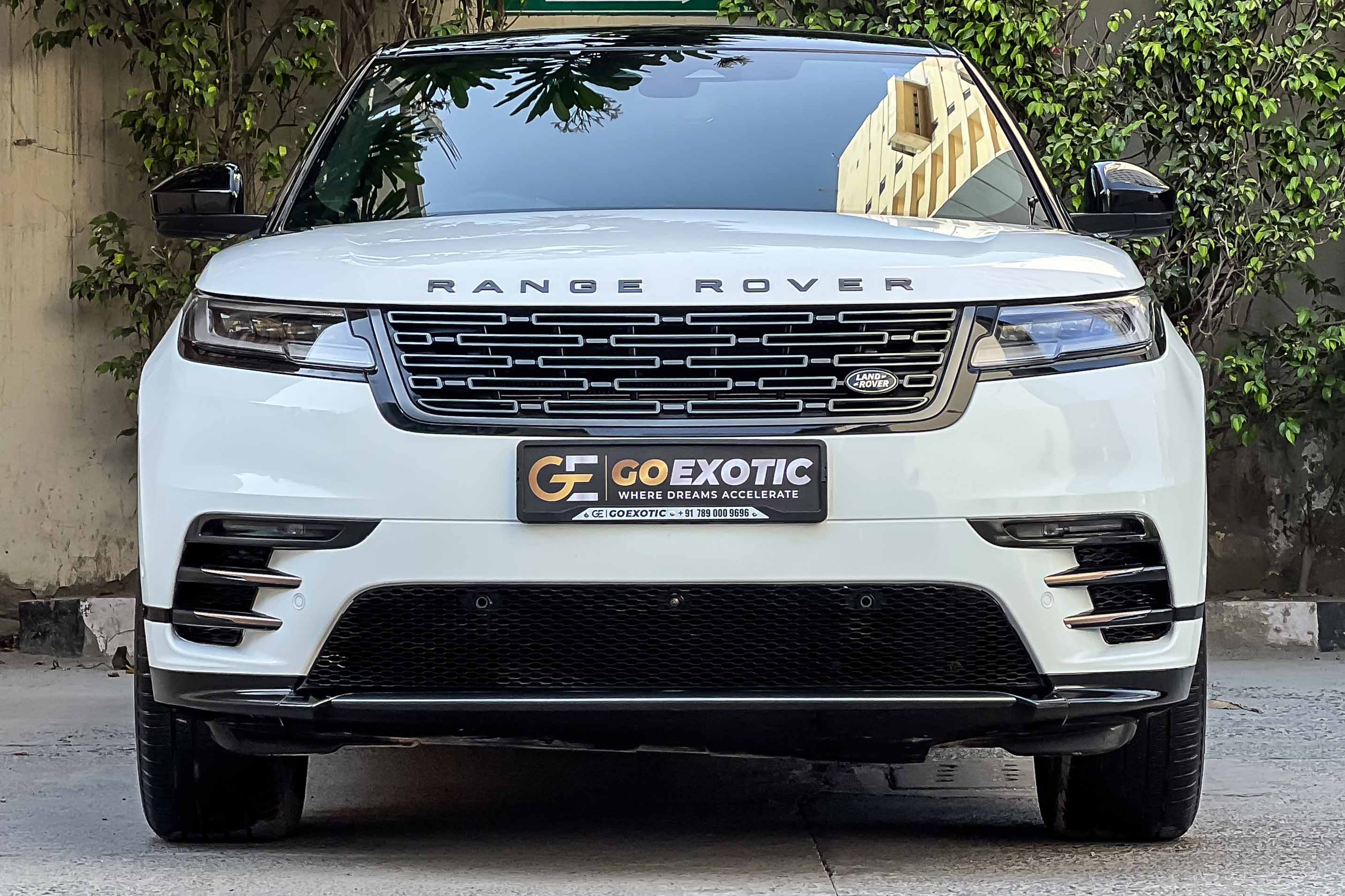 2024 RANGE ROVER VELAR HSE R DYNAMIC pre-owned luxury car